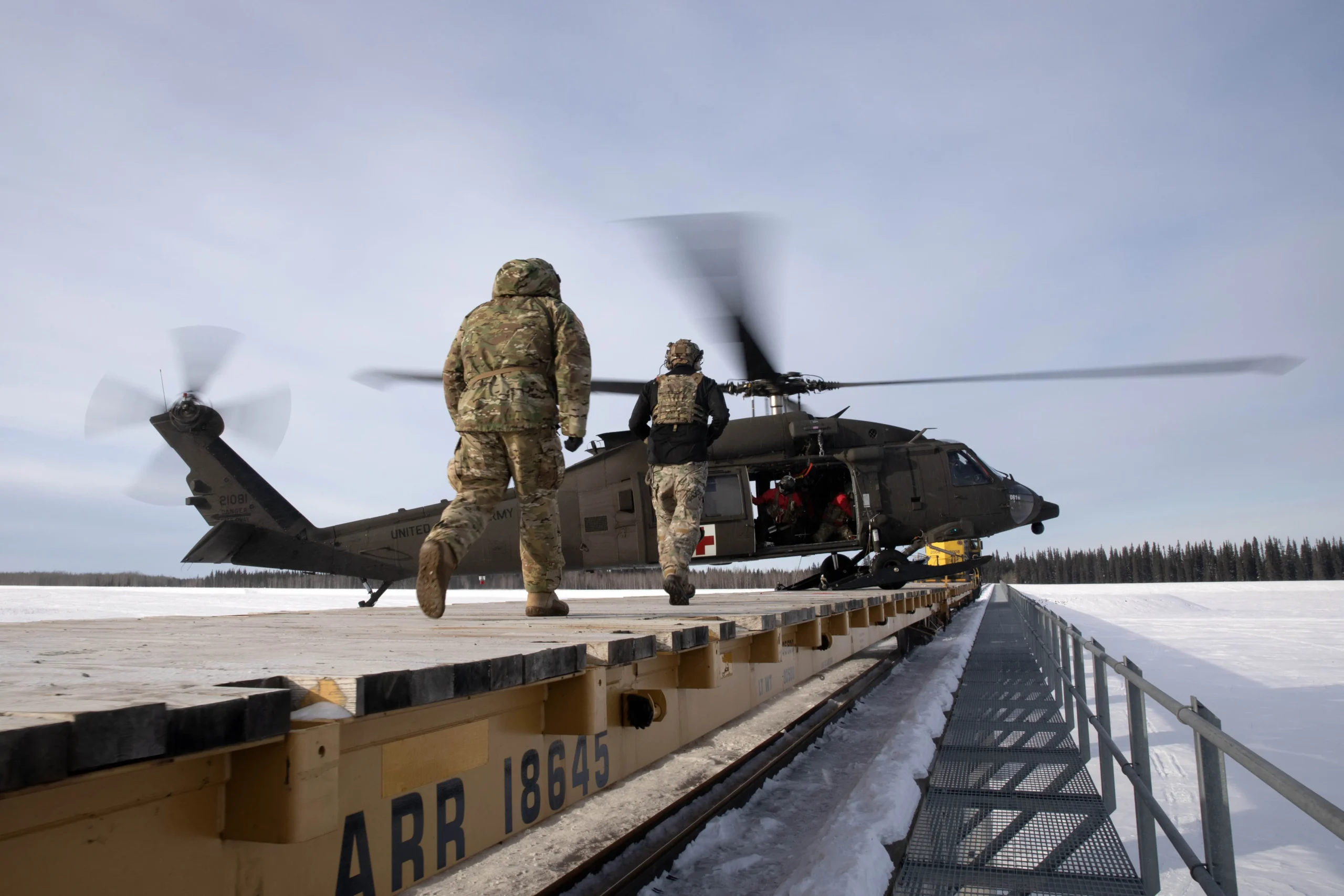 Soldiers in Alaska Landed Their Black Hawk on a Train in a Special Ops Exercise