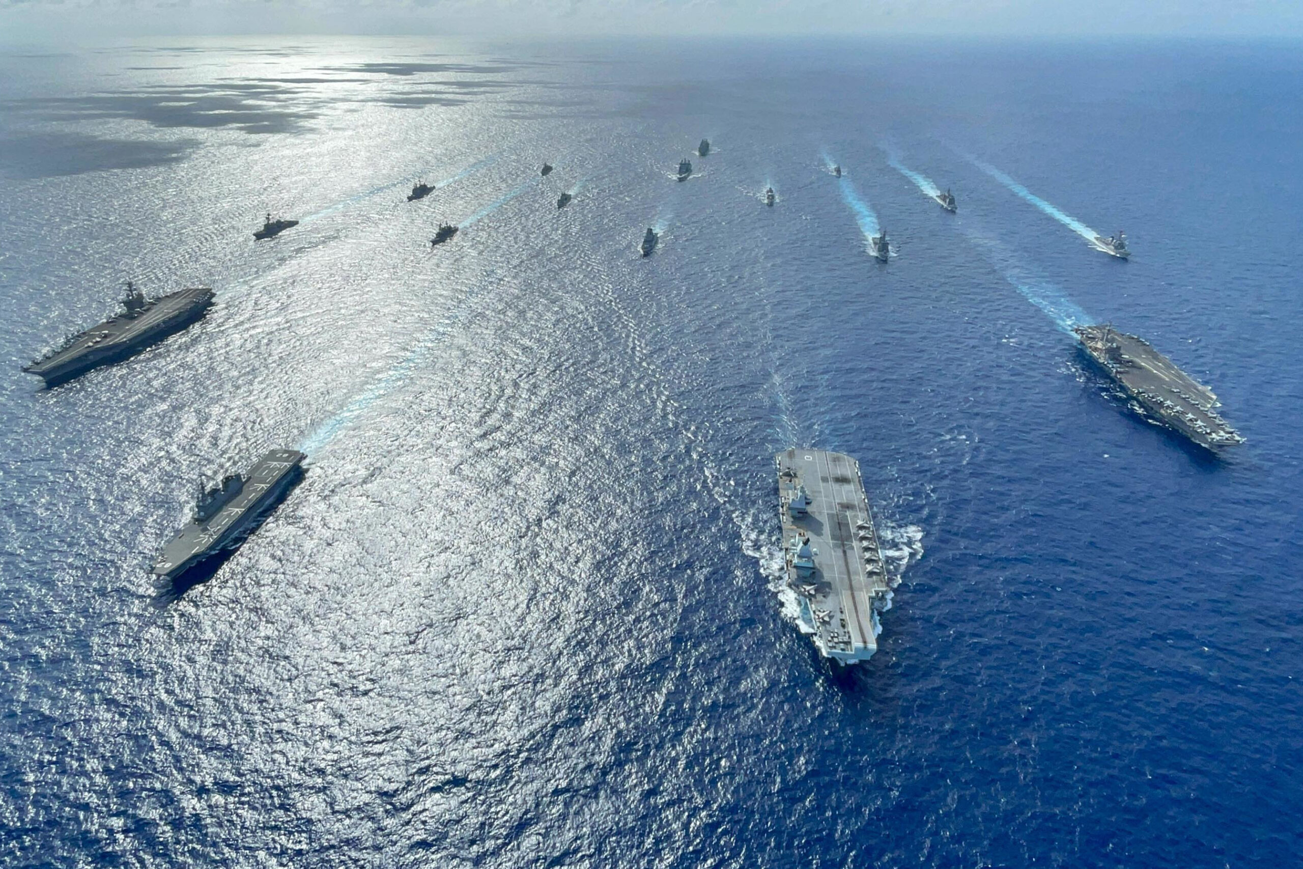 Trump Signs Executive Order to Revitalize U.S. Shipbuilding as Navy Pursues 381-Ship Fleet