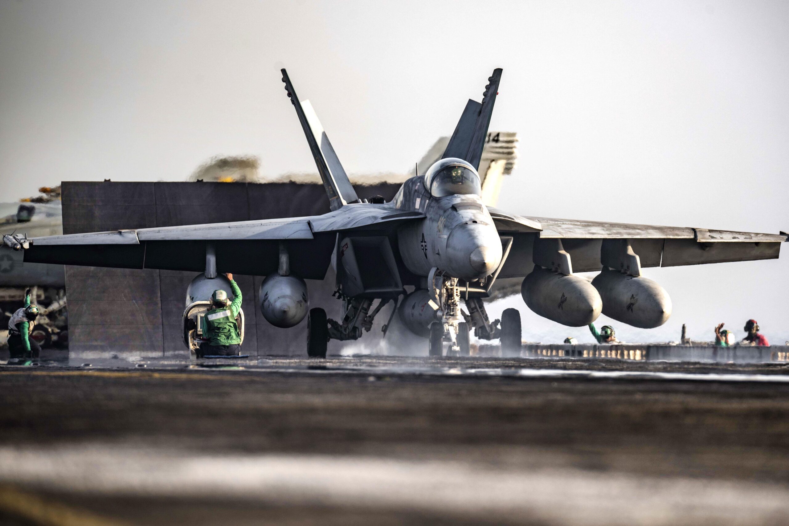 USS Truman Conducted Largest Airstrike in Navy History, Dropping 124,000 lbs of Bombs in Less Than 2 Minutes