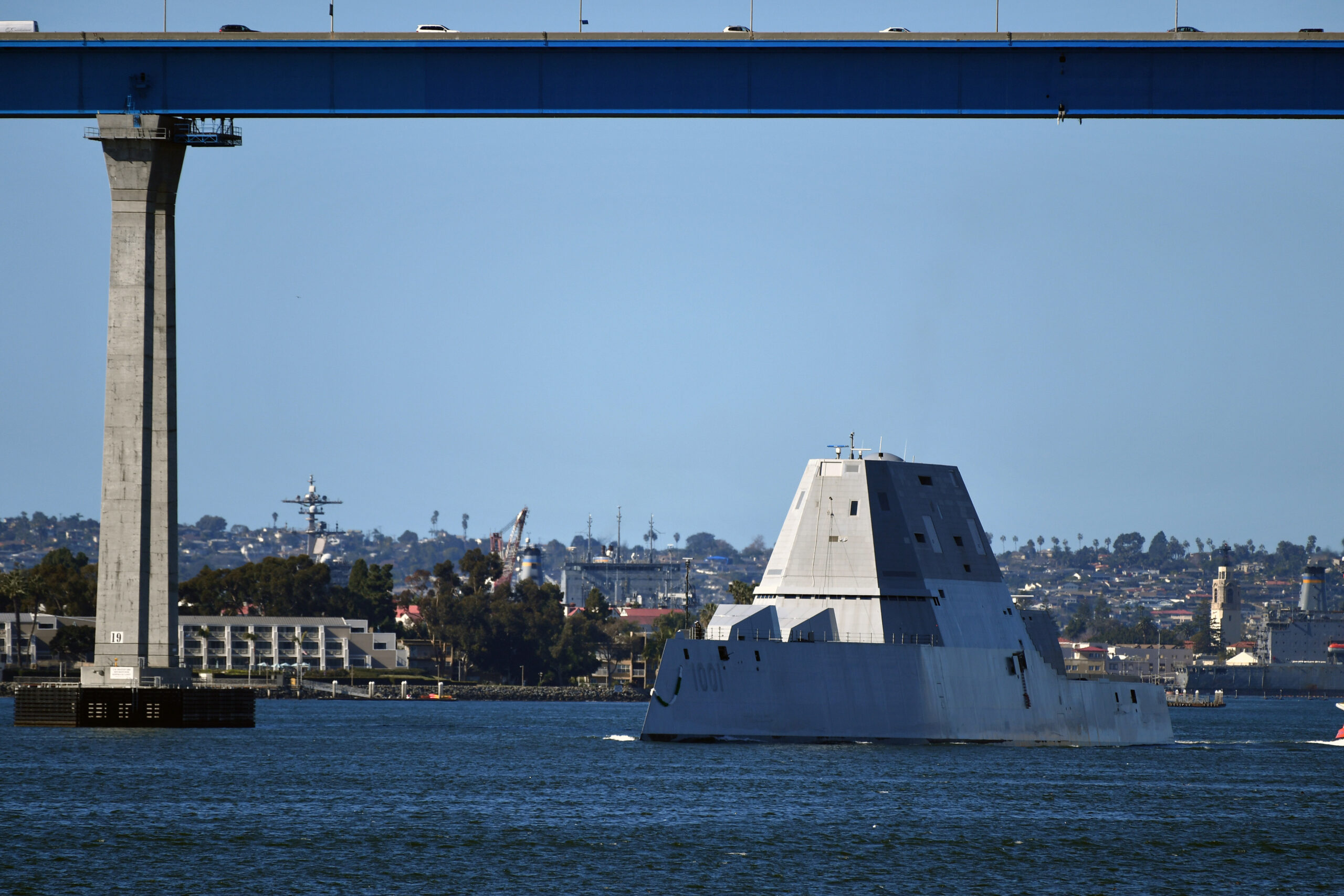 USS Michael Monsoor Arrives in Japan Amid Rising Indo-Pacific Tensions and Hypersonic Weapon Upgrades