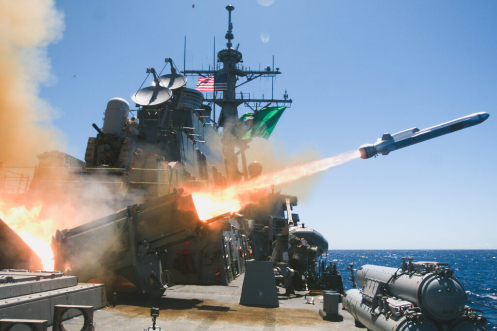 Iranian Navy Helicopter Confronts U.S. Destroyer in Gulf of Oman Standoff