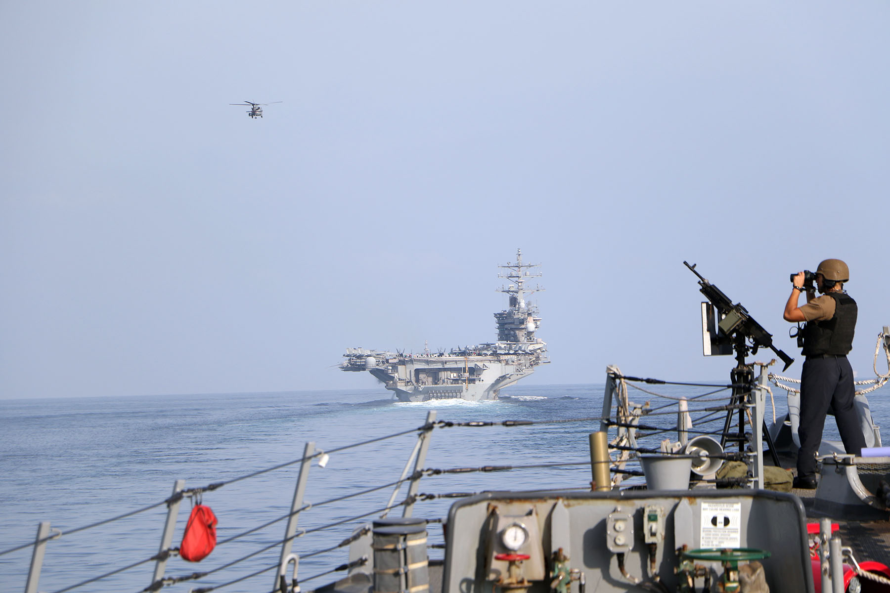 Trump Signals Navy Escorts Through Hormuz as Iran Tensions Rise