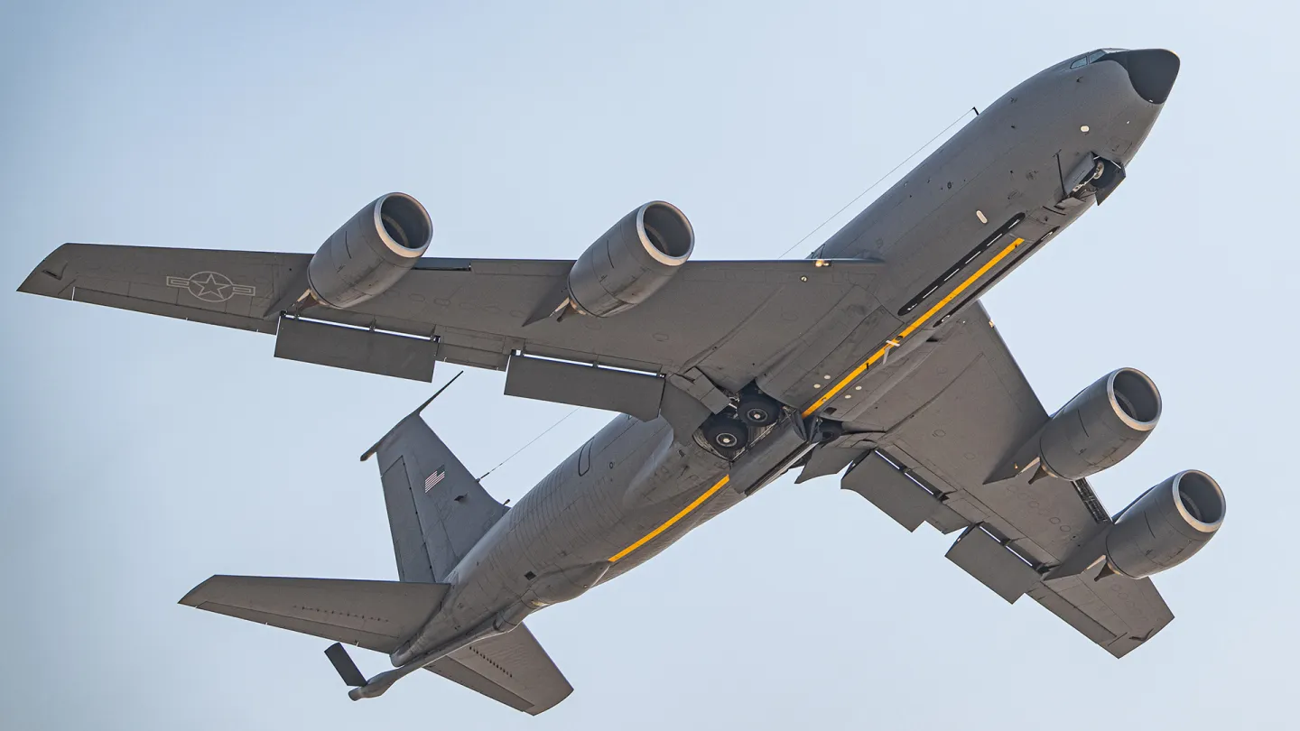 Rescue Efforts Intensify as KC-135 Crashes Over Western Iraq During Support Mission