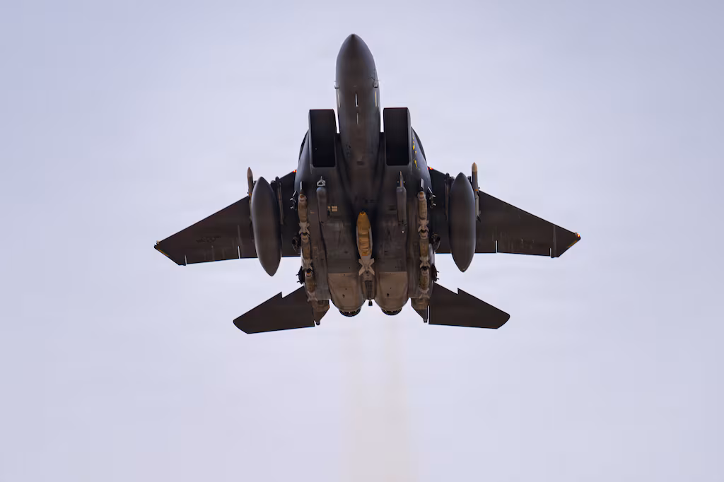 U.S. Forces Rescue Downed F-15E Crew in Iran as Search for Second Member Persists
