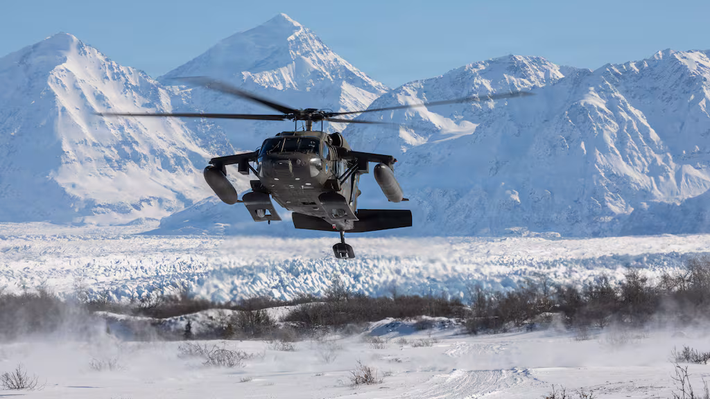 Army Eyes Breakthrough in Arctic Ice Landings as New Doctrine Emerges