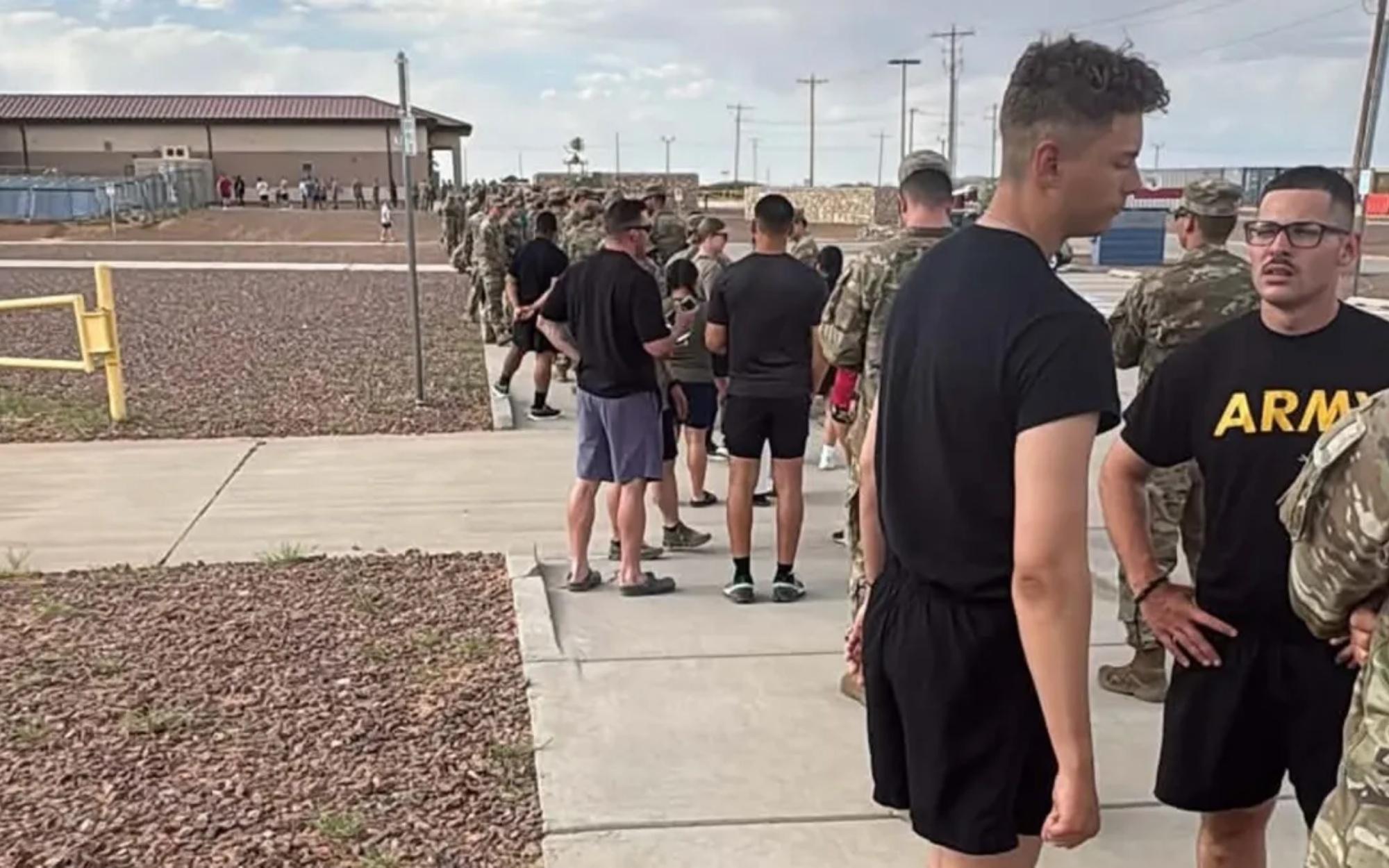 Troops at New Mexico Base Say Endless Chow Hall Lines Leave Them Hungry