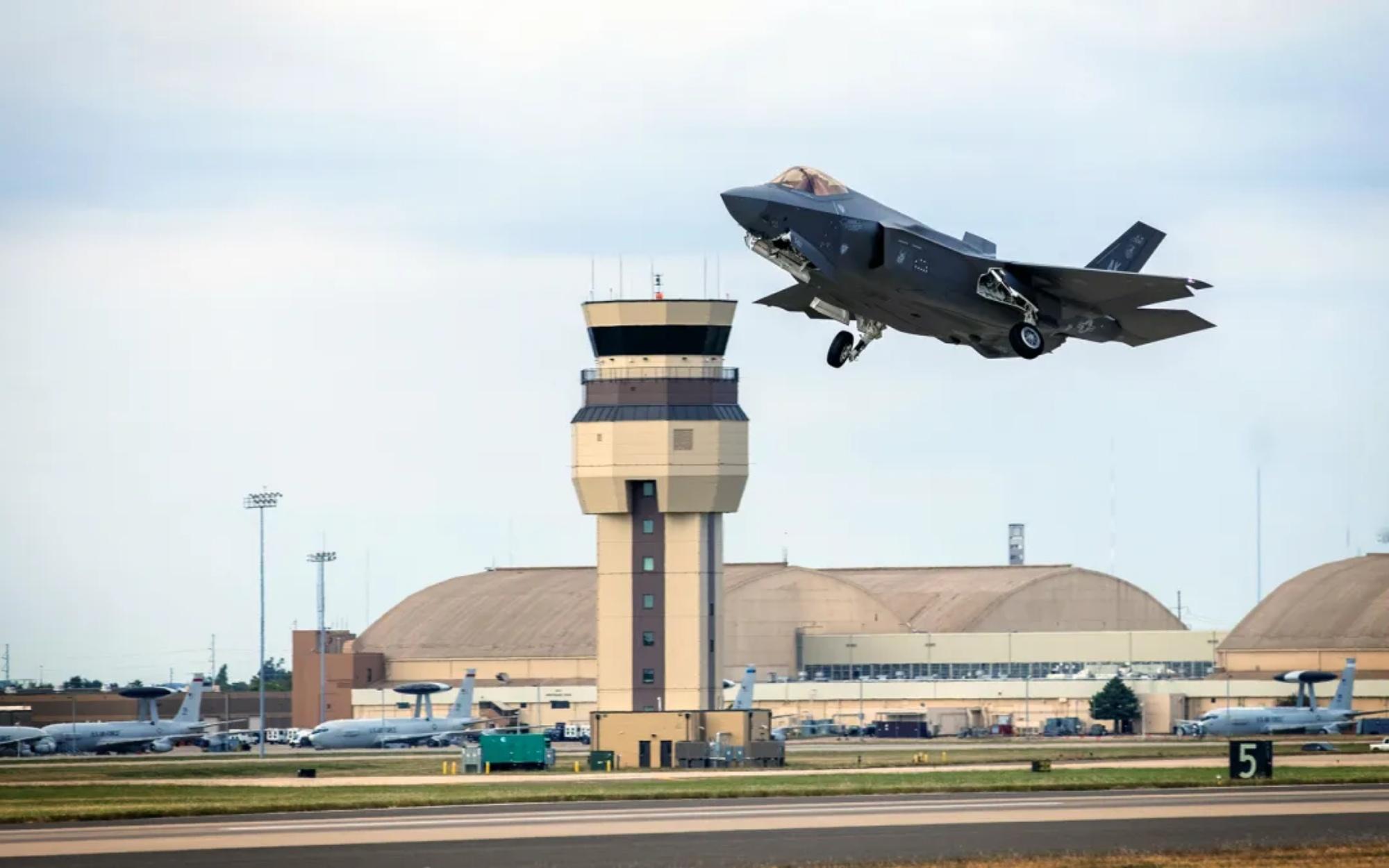 Military Air Traffic Controller Shortage Puts Safety, Missions on the Line, Watchdog Warns
