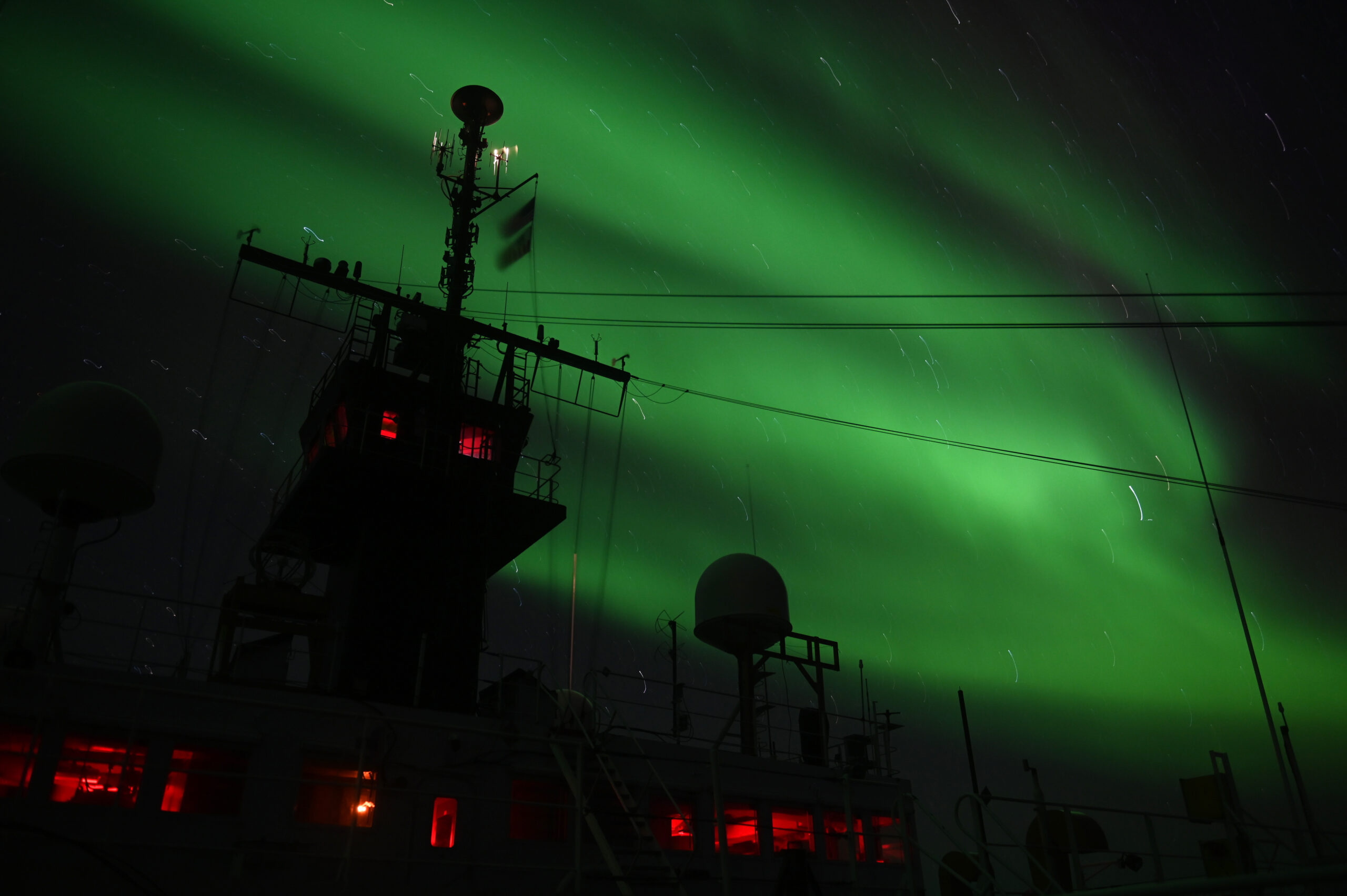 Coast Guard Icebreaker Healy Towed to Washington After Major Engine Failure