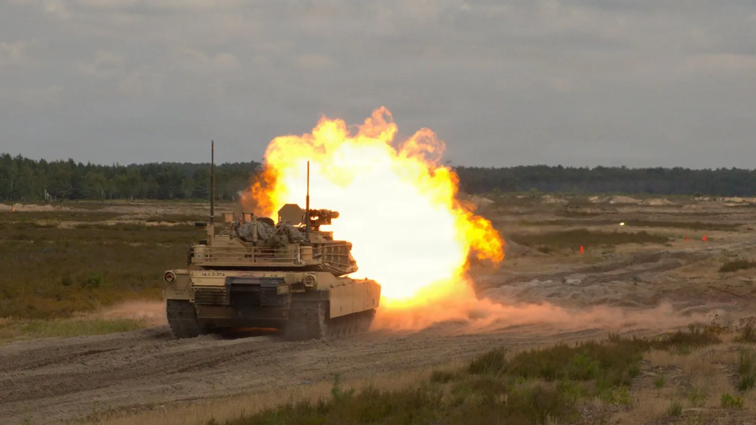 Army Legends Salute the Crew Behind the Abrams Named Big Man Blastoise
