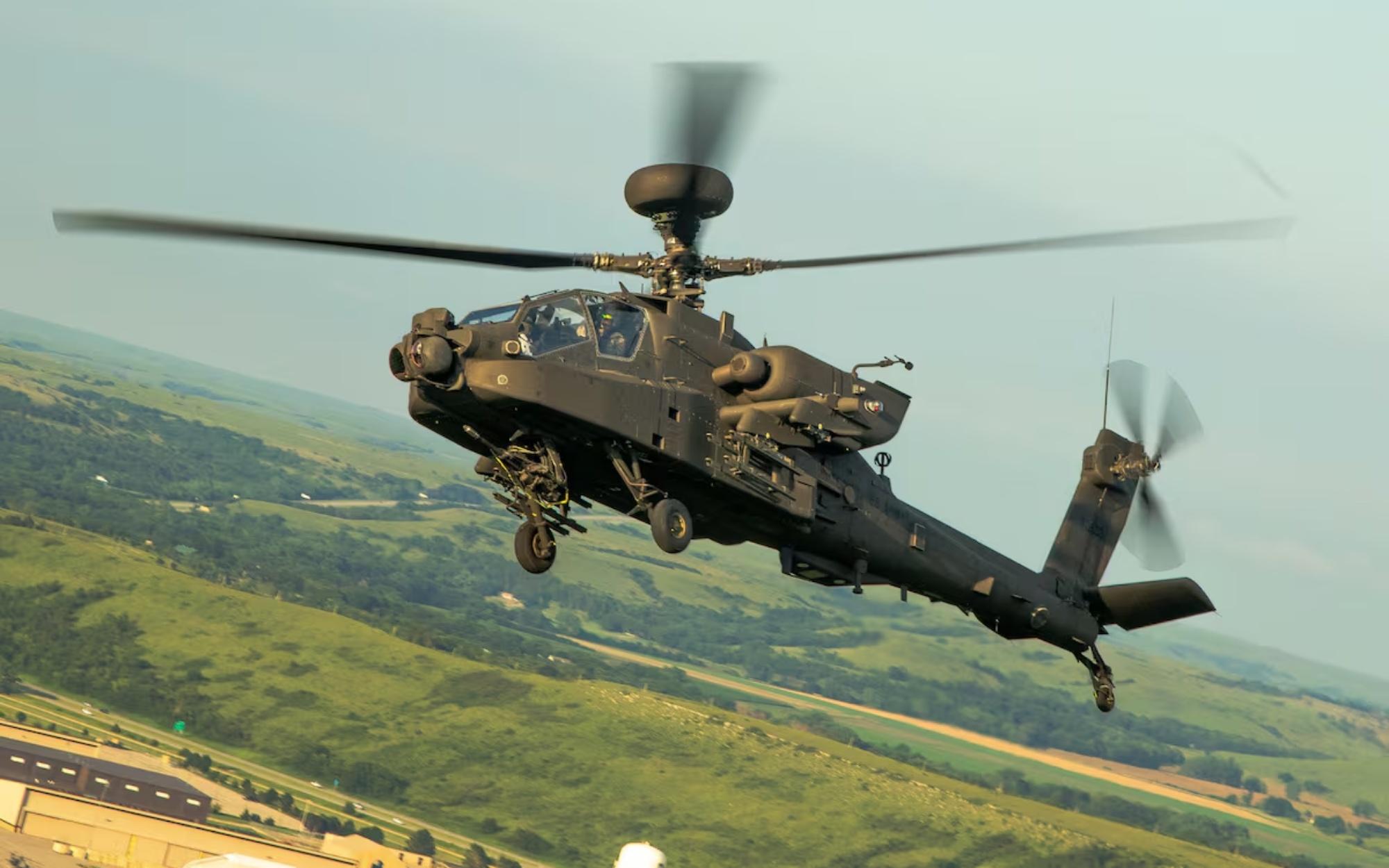 Two Killed in Apache Helicopter Crash Near Fort Hood