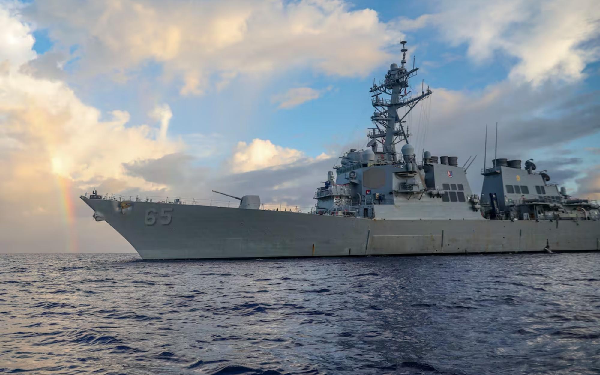 Four Days in the Dark: US Navy Destroyer Loses Power in the South China Sea
