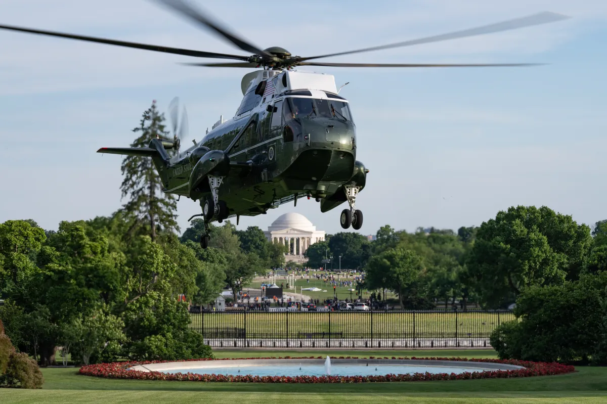 Marine One Crew Failed to Reach Controllers Before Alarming Safety Incident, NTSB Says